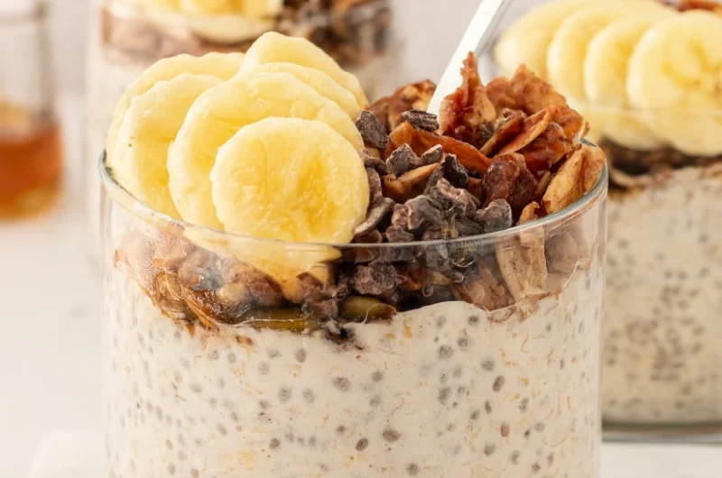 The Only Overnight Oats Recipe You Need: The "Golden Ratio," Scientific Benefits & 5 Classic American Variations