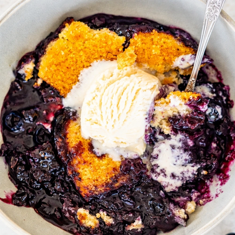 blueberry cobbler