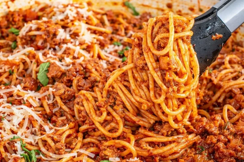 Spaghetti Bolognese: The Science of the Perfect Ragu (and Why Your Recipe Is Bland)